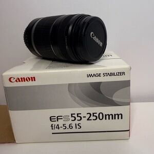 Canon EFS 55-250mm f/4-5.6 IS Lens
